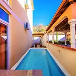 Apartament Spacious In With Swimming Pool *