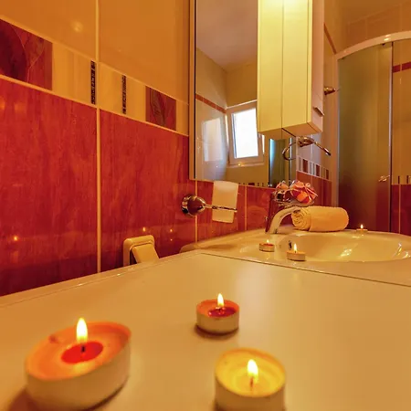 Spacious In With Swimming Pool