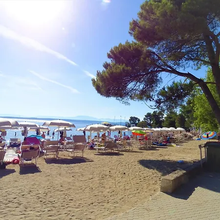 Spacious In With Swimming Pool Dramalj