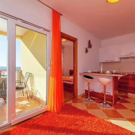 Spacious Apartment In Dramalj With Swimming Pool * Dramalj