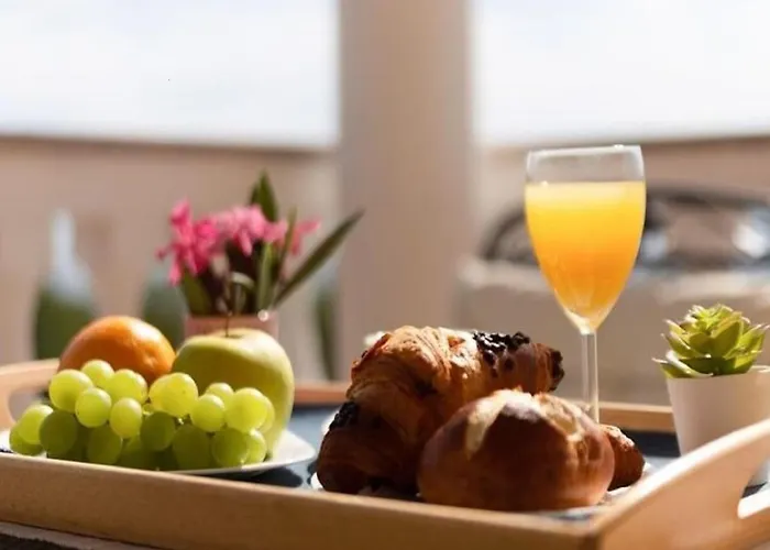 Apartment Spacious Apartment In Dramalj With Swimming Pool *