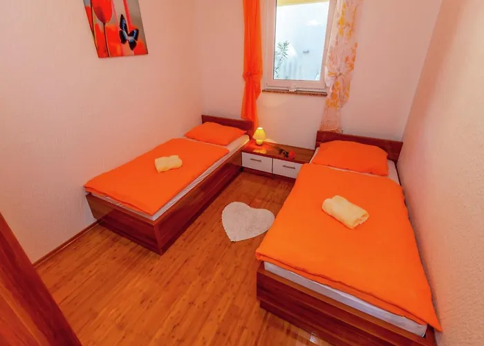 Spacious Apartment In Dramalj With Swimming Pool Apartment *