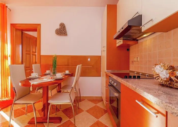 Apartment Spacious Apartment In Dramalj With Swimming Pool