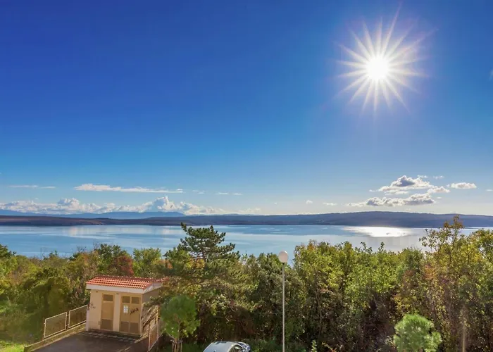 Apartment Spacious Apartment In Dramalj With Swimming Pool Dramalj