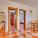 Spacious In With Swimming Pool דירה דראמליי