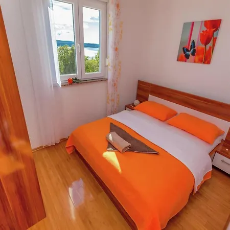 Apartment Spacious Apartment In Dramalj With Swimming Pool *