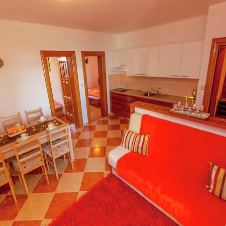 Apartment Spacious Apartment In Dramalj With Swimming Pool Dramalj