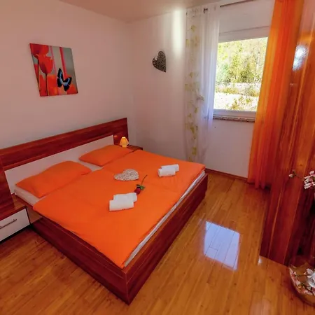 Apartment Spacious Apartment In Dramalj With Swimming Pool