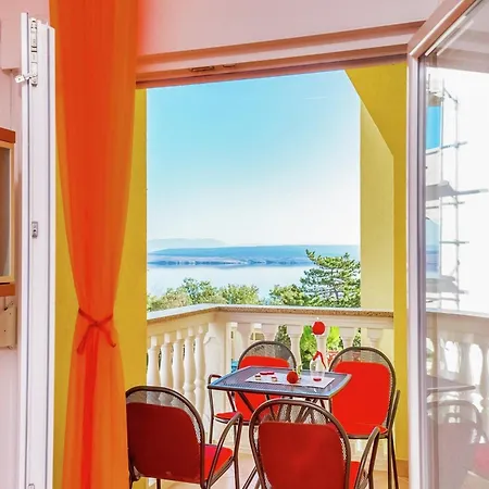 Spacious Apartment In Dramalj With Swimming Pool * Dramalj