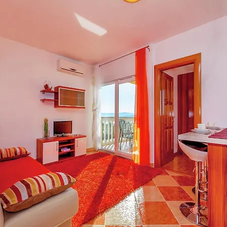 Spacious Apartment In Dramalj With Swimming Pool * Dramalj