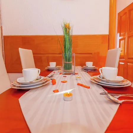 公寓 Spacious In With Swimming Pool 德拉马利